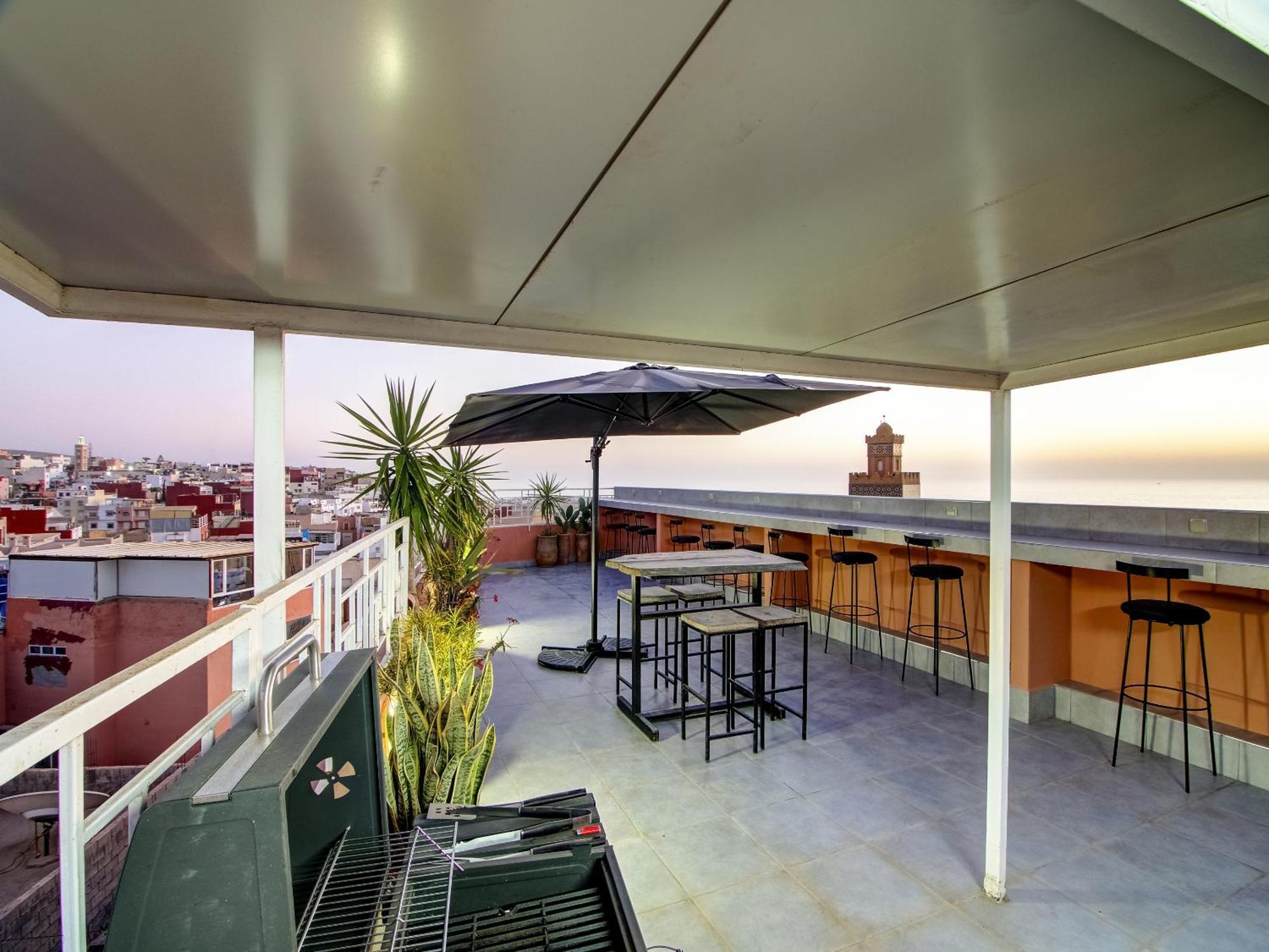Byron By Frida - Roof - 6 Px Apartment *